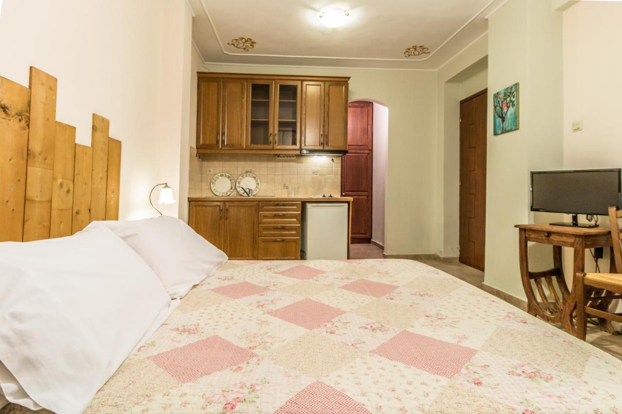 Triantafillies Guesthouse Portariá Kültér fotó
